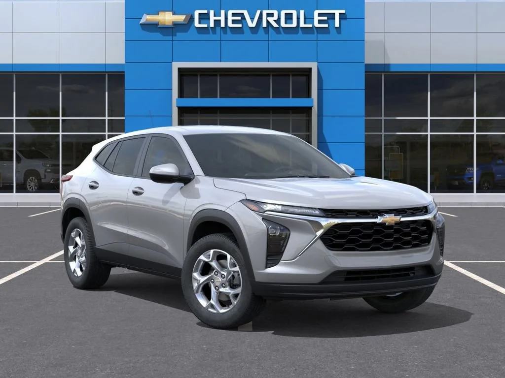 2026 Chevrolet Trax LS - Photo 8