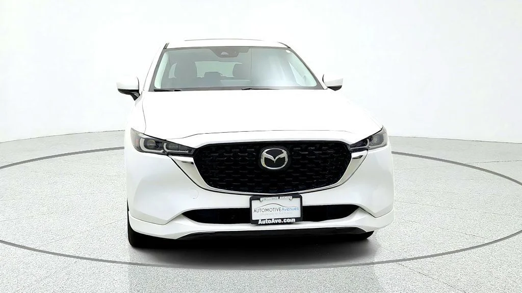 Used 2024 Rhodium White Metallic Mazda 2.5 S Select Package AWD image 2