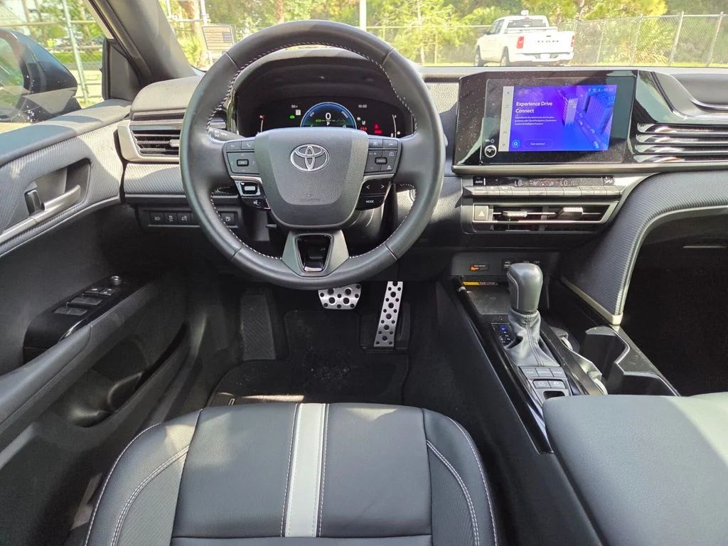 Used 2025 Gray Toyota SE image 7