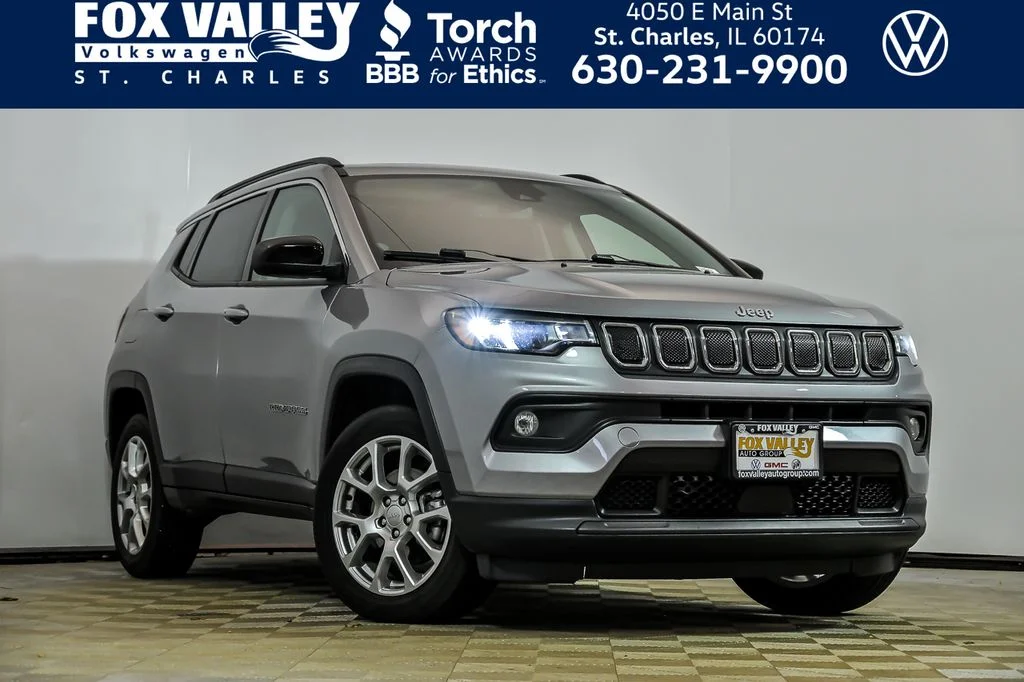 2022 Jeep Compass Latitude Lux 4X4's photo