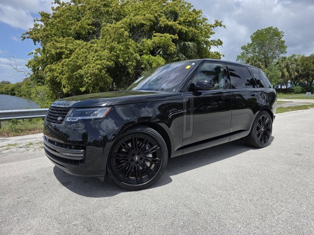 2023 Land Rover Range Rover SE