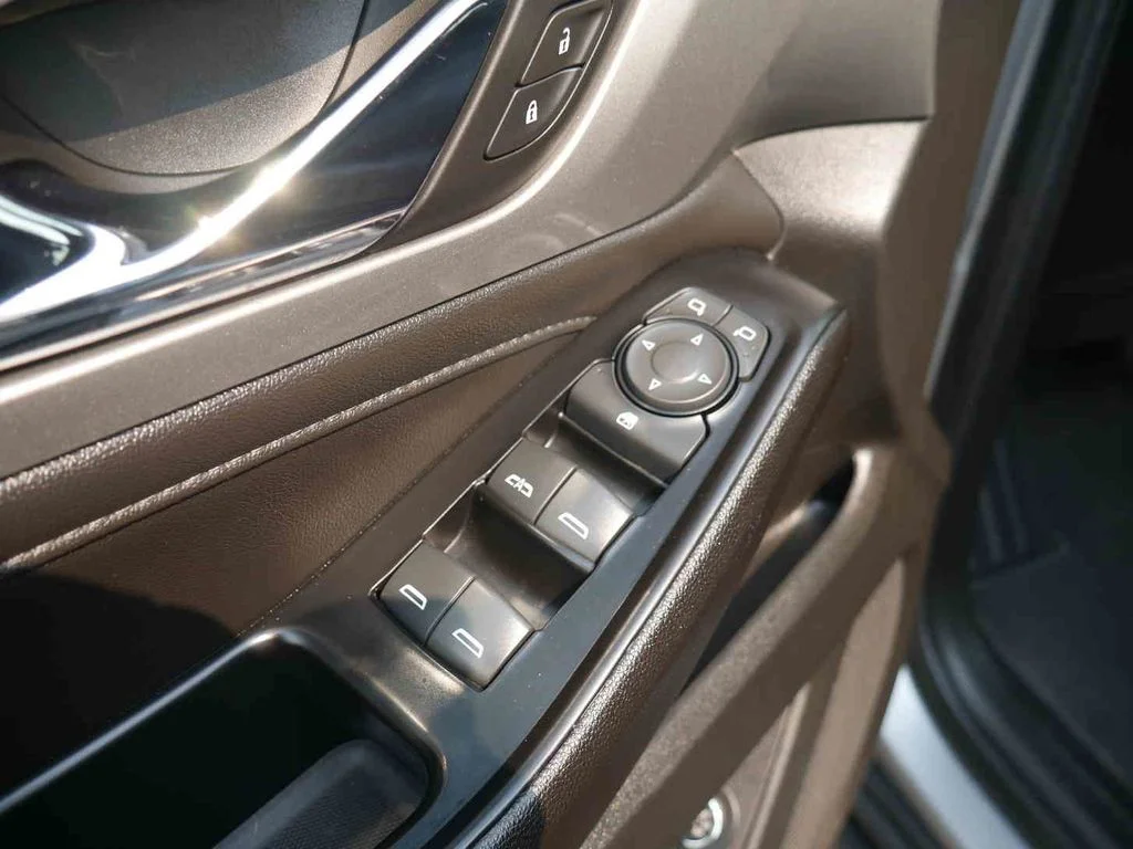 Used 2023 Gray Chevrolet LT 1LT image 22