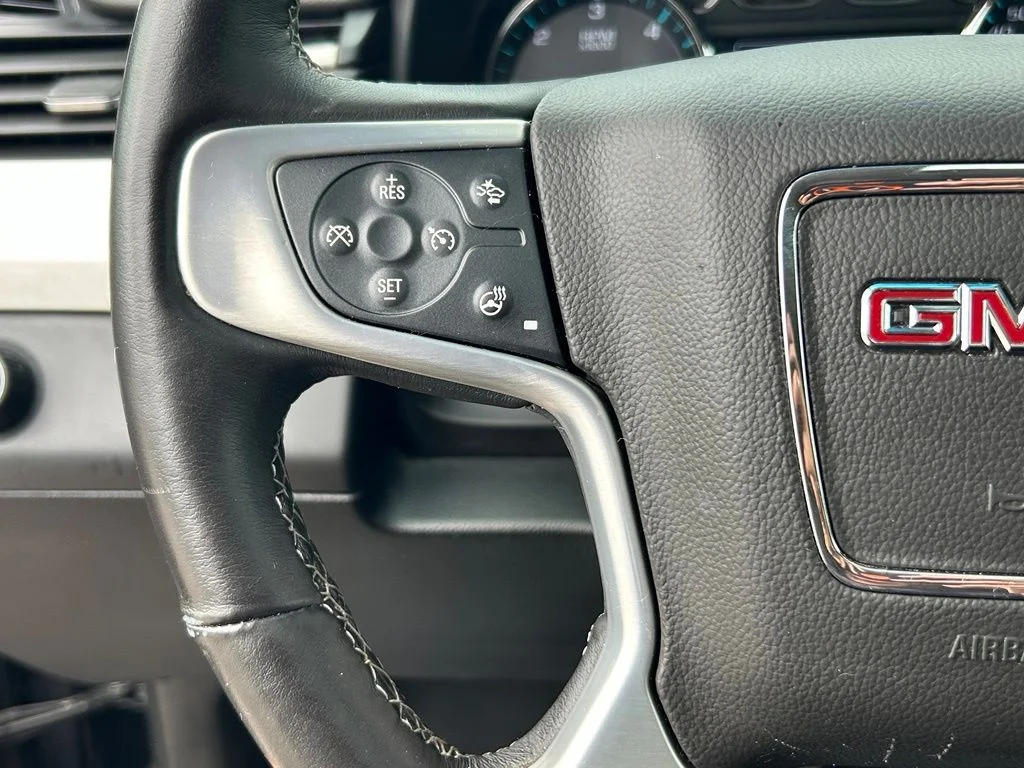 Certified Used 2020 Onyx Black GMC SLT image 38