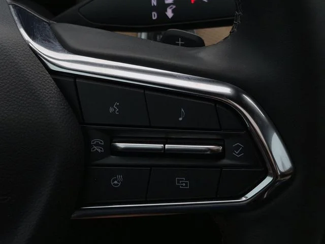 2025 Chevrolet Equinox ACTIV - Photo 25