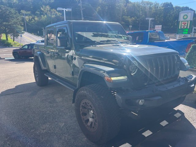 Used 2021 Green Jeep Freedom image 2