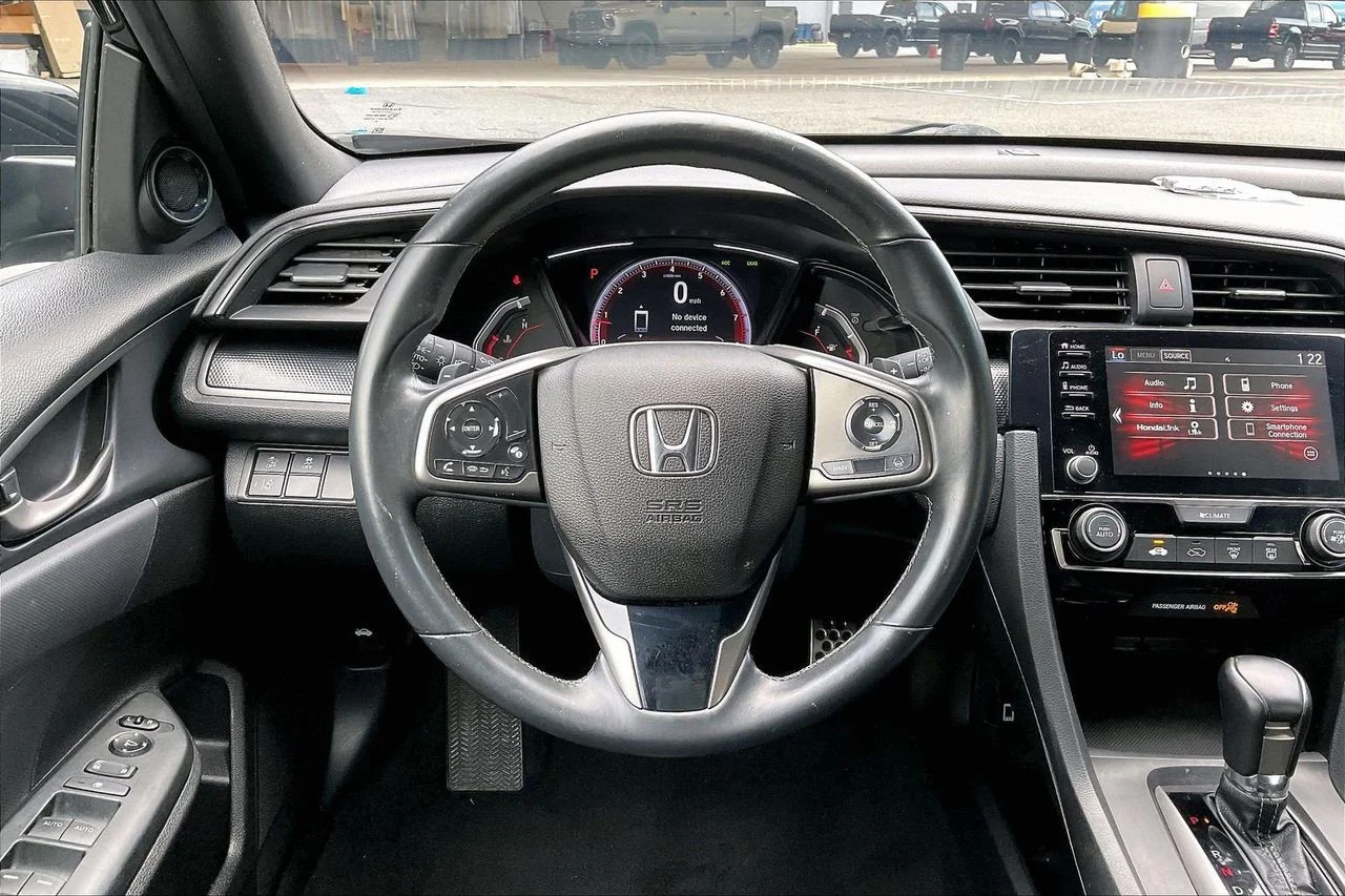 Used 2021  Honda Sport image 9