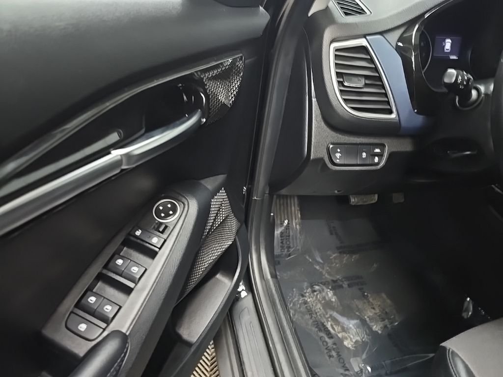 Used 2023 Cherry Black Kia S image 28