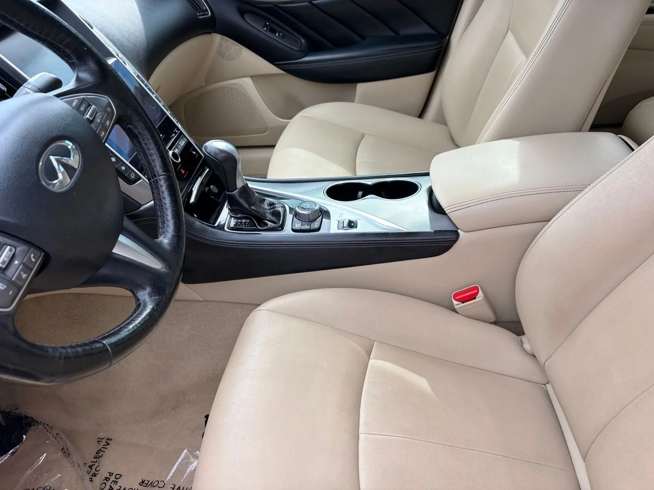 Used 2016 Majestic White INFINITI 3.0t Premium image 16