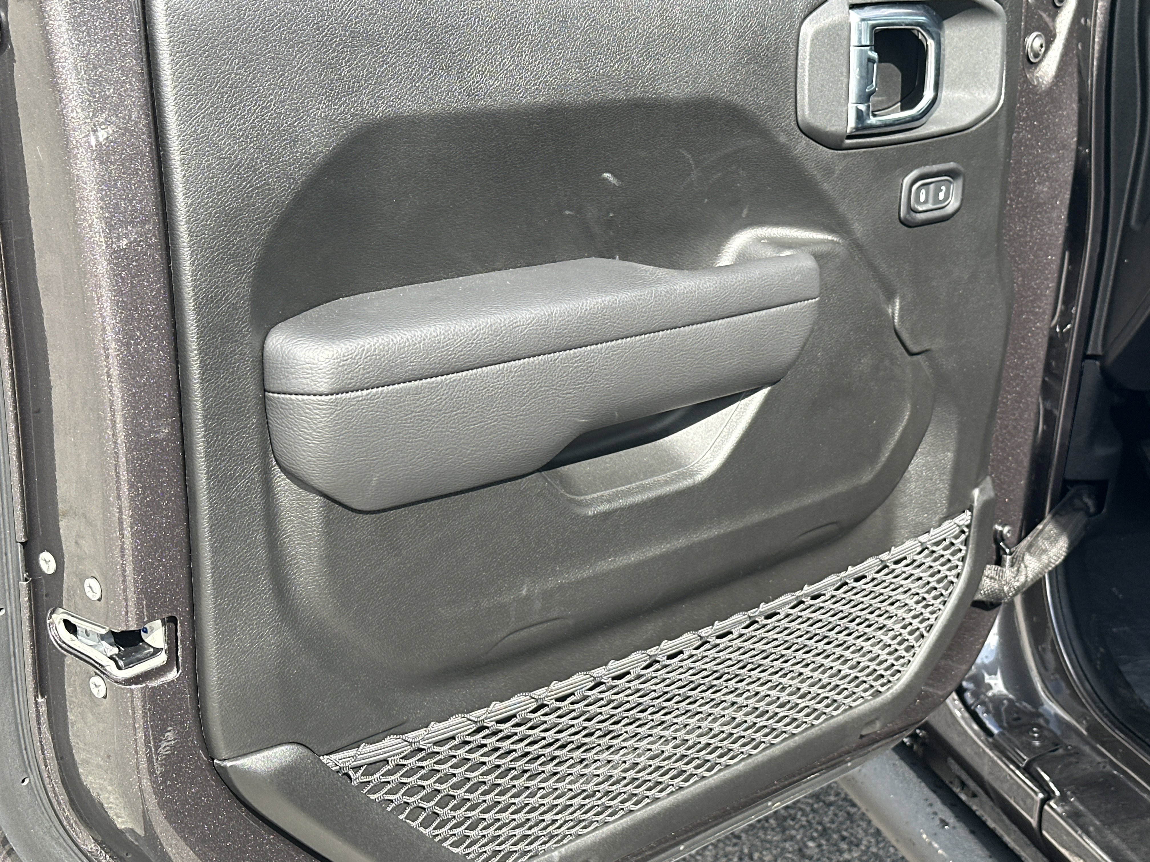 2025 Jeep Wrangler 4-Door Sport - Photo 11