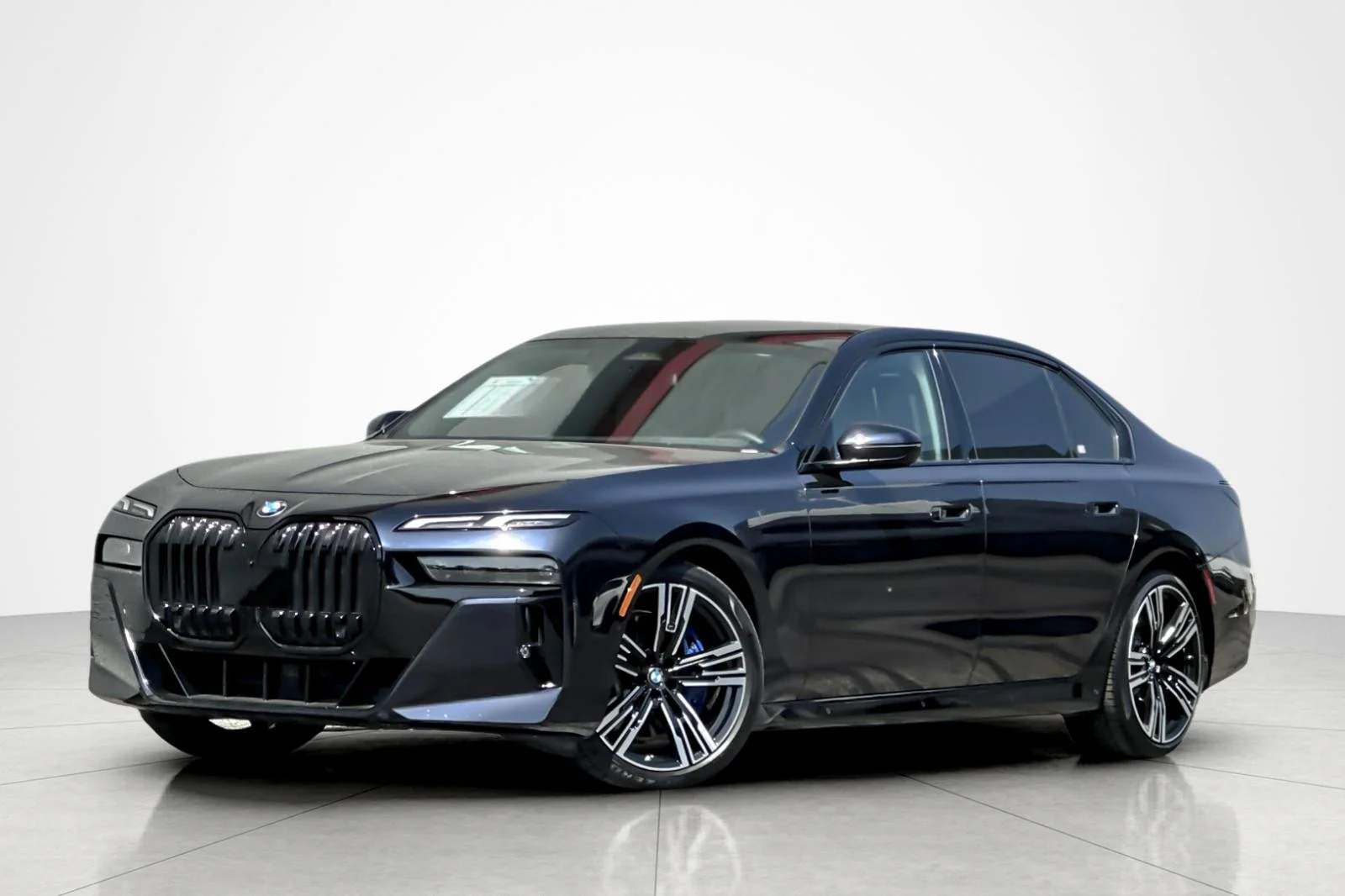 2024 BMW 7 Series 740i's photo