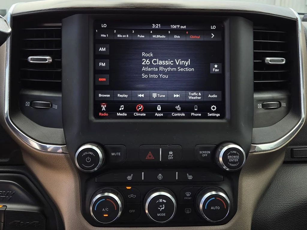 Used 2019 Black Ram Laramie image 27