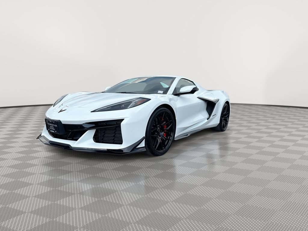 New 2027 Arctic White Chevrolet 3LZ image 4