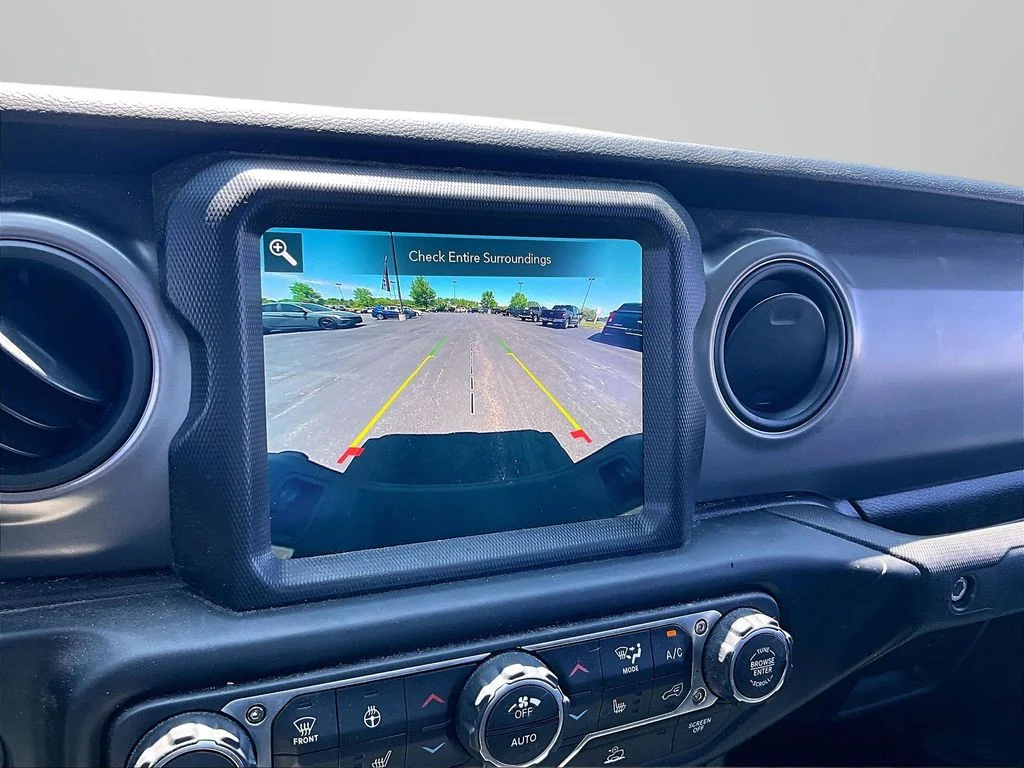 Used 2022 Black Jeep Willys image 19