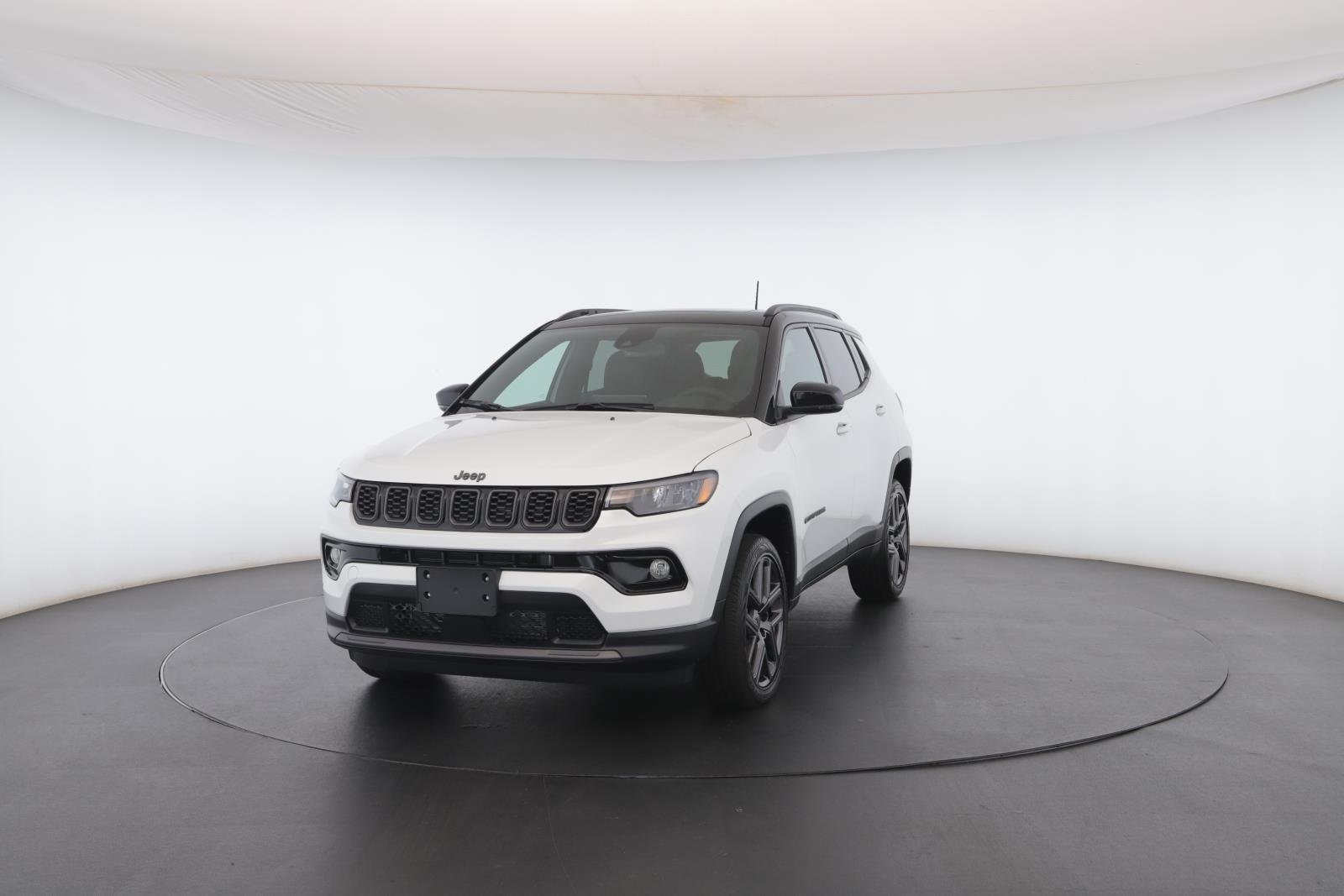 New 2026 Bright White Clear-Coat Exterior Paint Jeep Limited Altitude 4x4 image 35