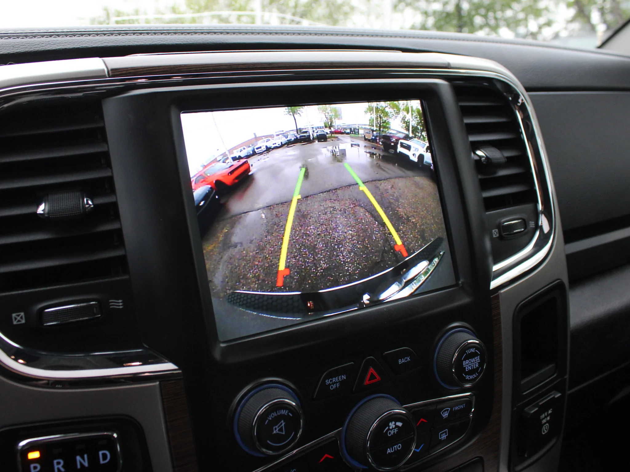Used 2018 Silver RAM Laramie * HEMI V8 | 3M PPF | Alpine | Apple CarPlay | Tonneau Cover | Sunroof | Heated Seats image 23