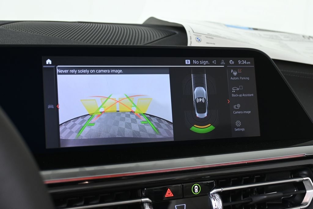 New 2026 Black Sapphire Metallic BMW sDrive30i image 29