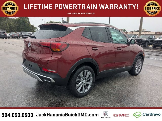 Used 2023 Red Buick Essence image 4