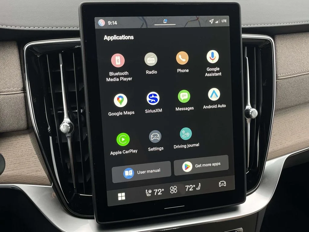 2026 Volvo XC90 Plus - Photo 17