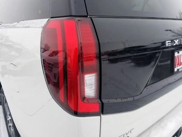 New 2026 Star White Metallic Tri-Coat Ford MAX Active image 9