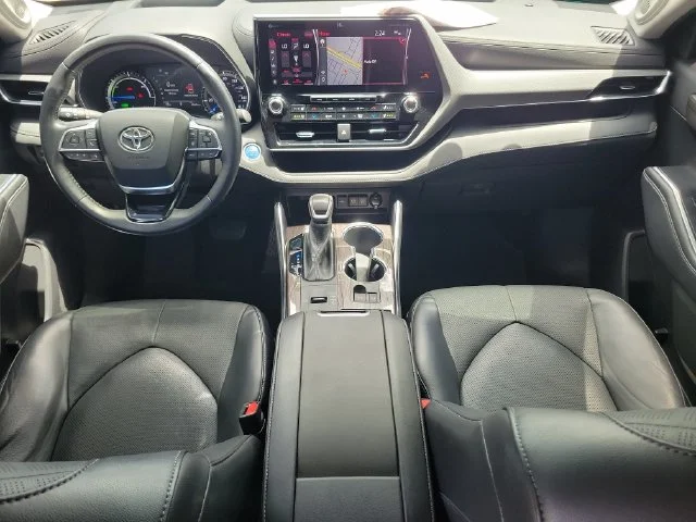 2021 Toyota Highlander Platinum - Photo 17