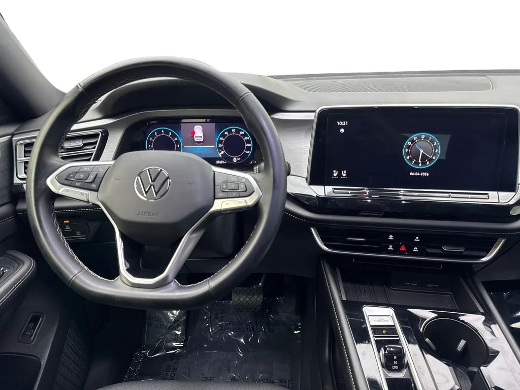 Used 2025 White Volkswagen 2.0T SE w/Technology image 54