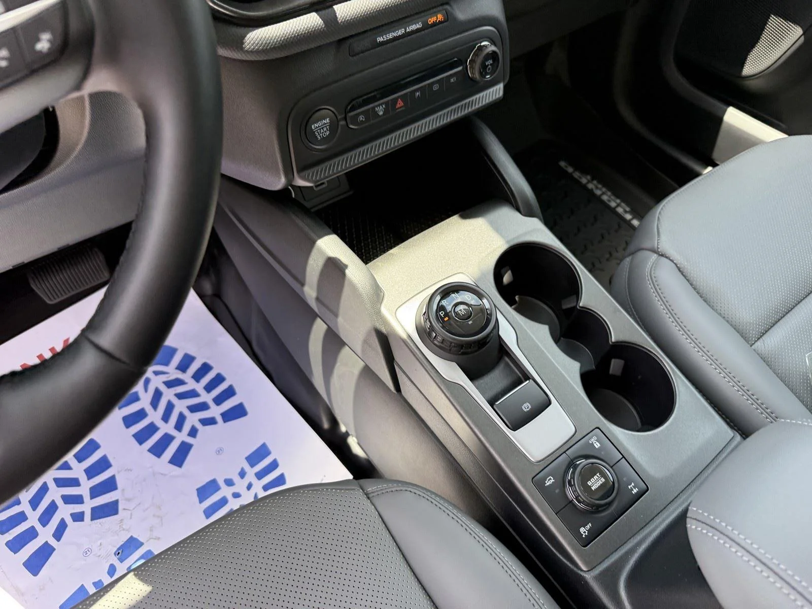 New 2026 Oxford White Ford Badlands® image 21