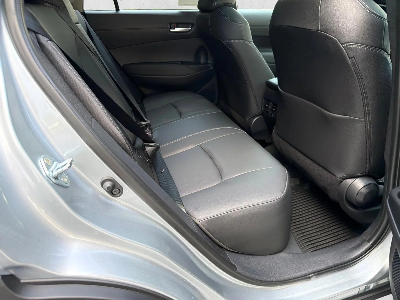 New 2026 Sonic Silver Toyota XLE image 15