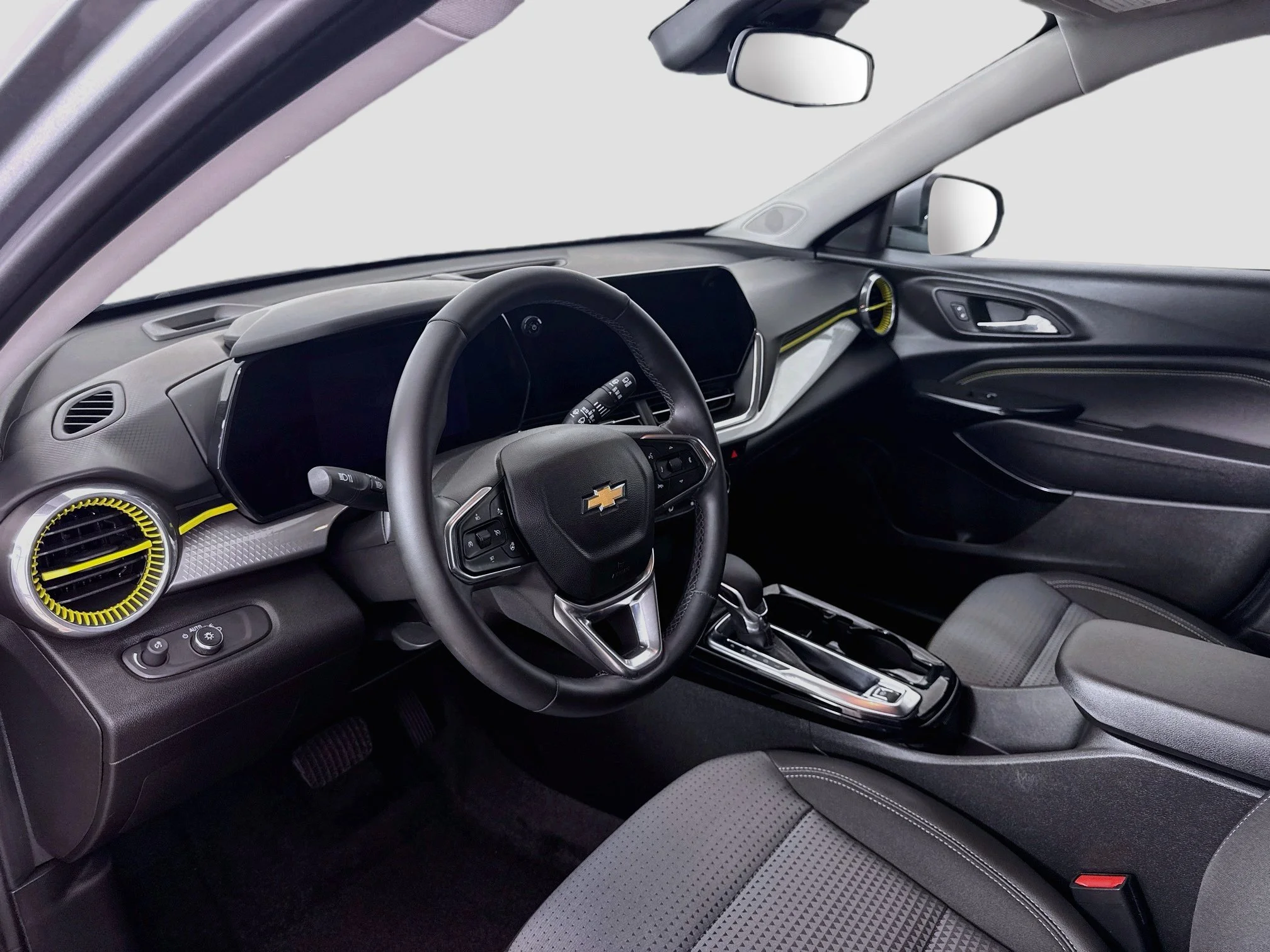 Used 2025 Sterling Gray Metallic Chevrolet LT image 11