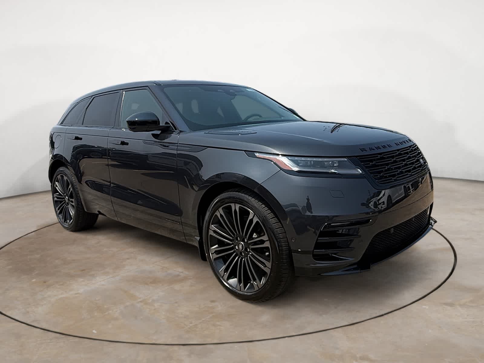 New 2026 Carpathian Grey LAND ROVER  image 7