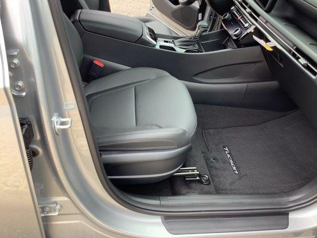 New 2026 Shimmering Silver Hyundai SEL Plus image 16