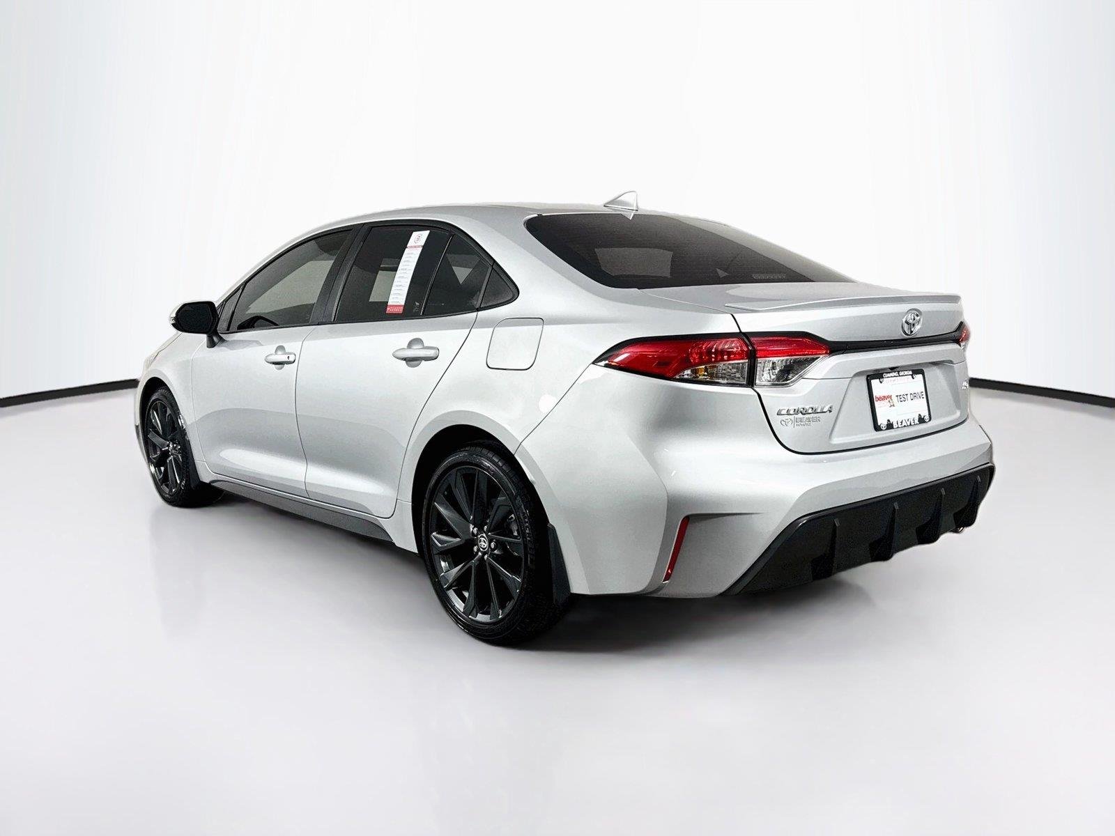 Certified Used 2025 Classic Silver Metallic Toyota SE image 12