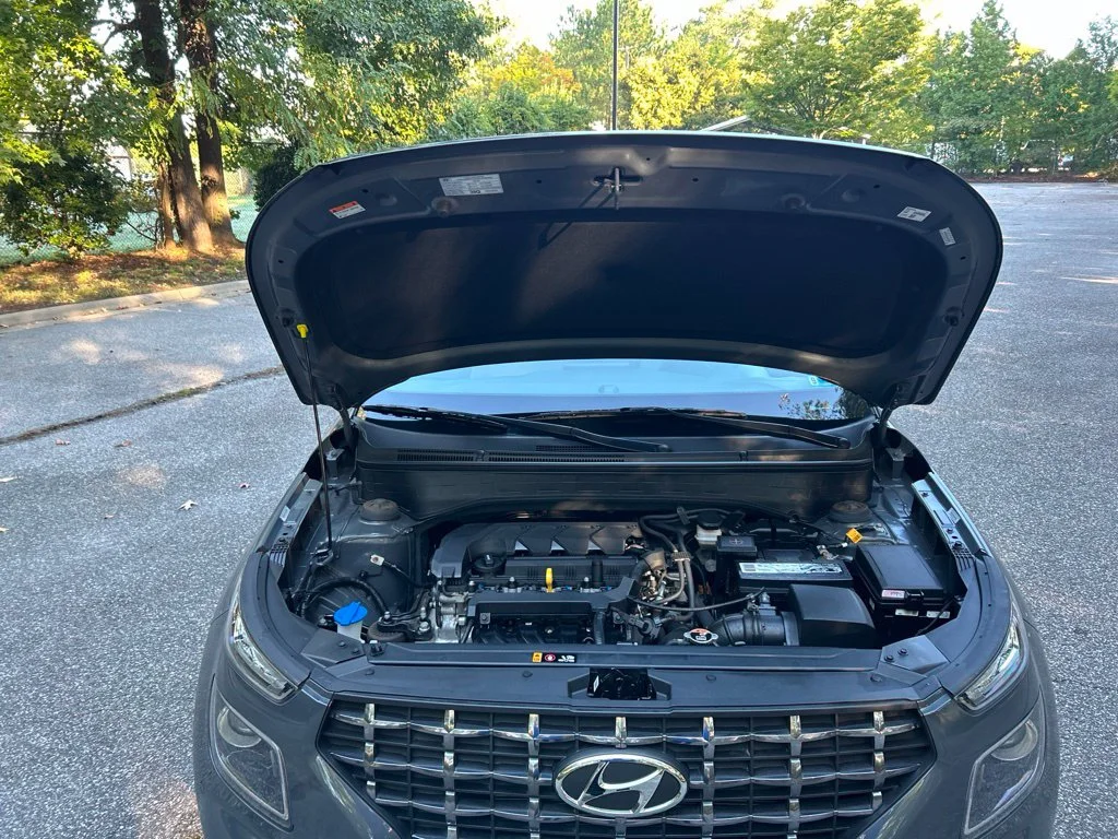 Used 2024 Gray Hyundai SEL image 14