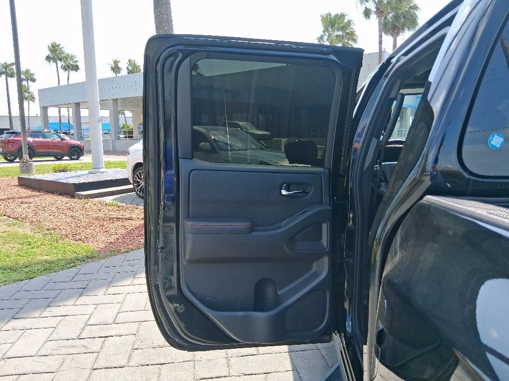 Used 2025 Black Nissan PRO-4X image 18