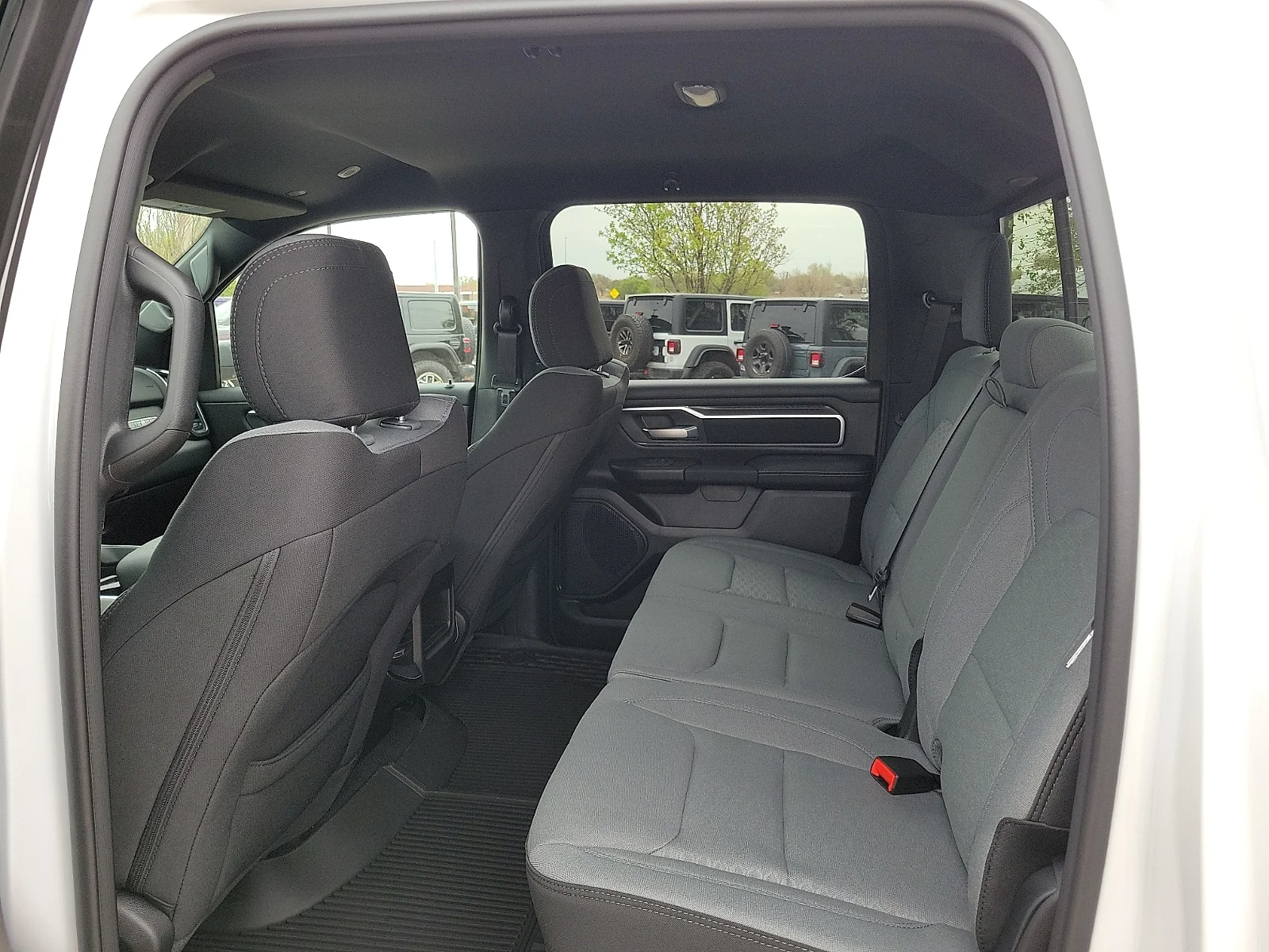 New 2026 PW7 Bright Whit Ram LONE STAR CREW CAB 4X4 5