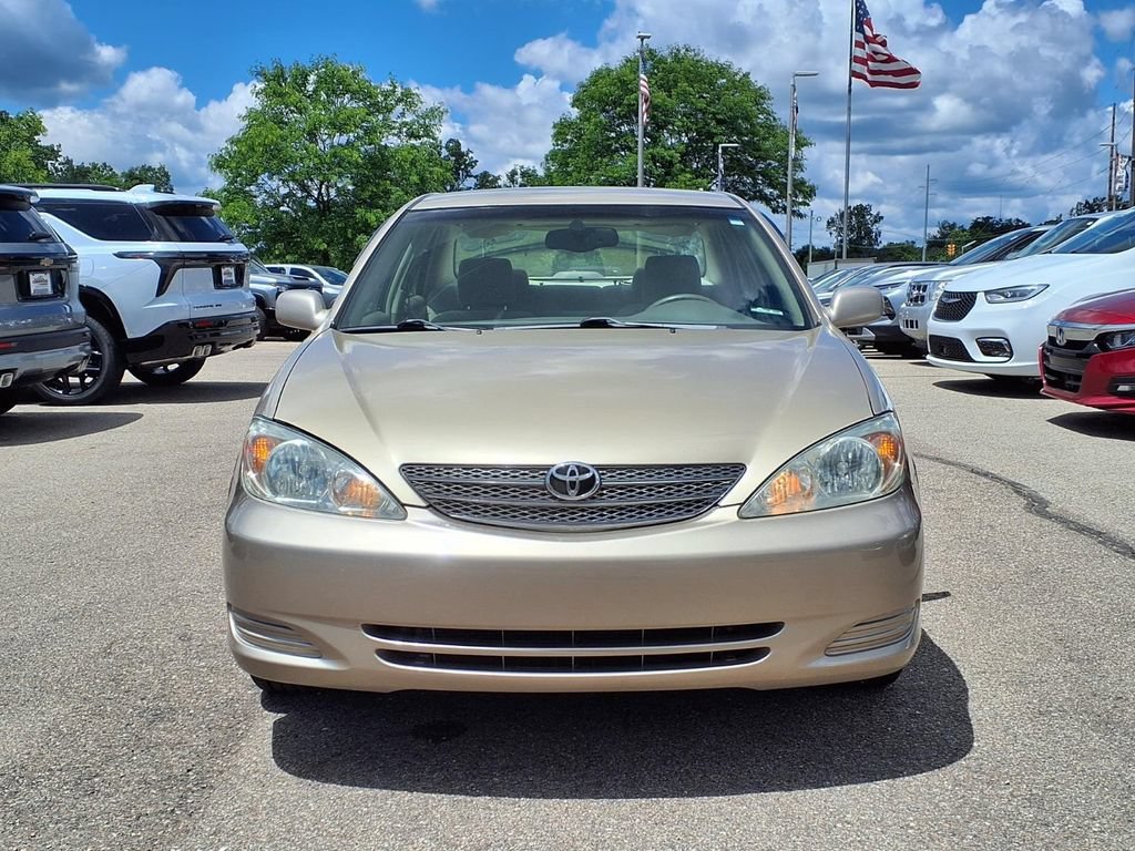 Used 2002 Toyota Camry XLE with VIN 4T1BE32K82U059279 for sale in Howell, MI