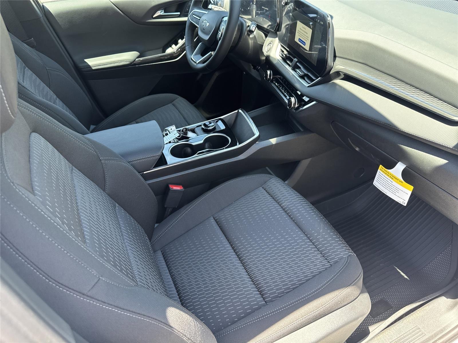 2026 Chevrolet Equinox LT - Photo 14