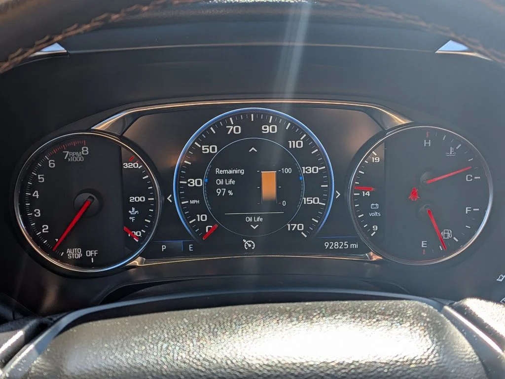 Used 2022 Iron Gray Metallic Chevrolet Premier image 11