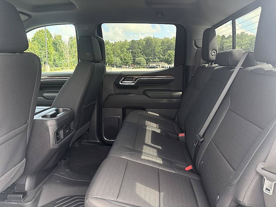 Used 2024 Summit White Chevrolet LT Trail Boss image 21