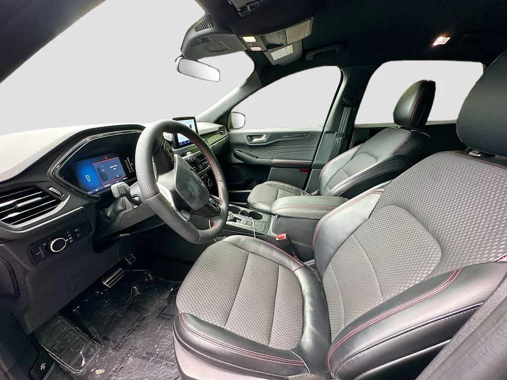 Used 2023 Black Ford ST-Line image 21