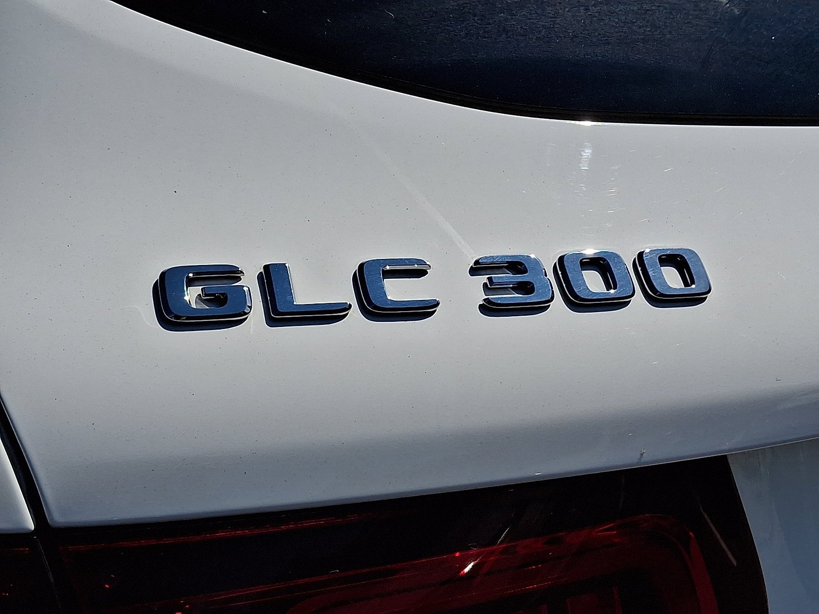 Certified Used 2022 Polar White   149 Mercedes-Benz GLC 300 image 30