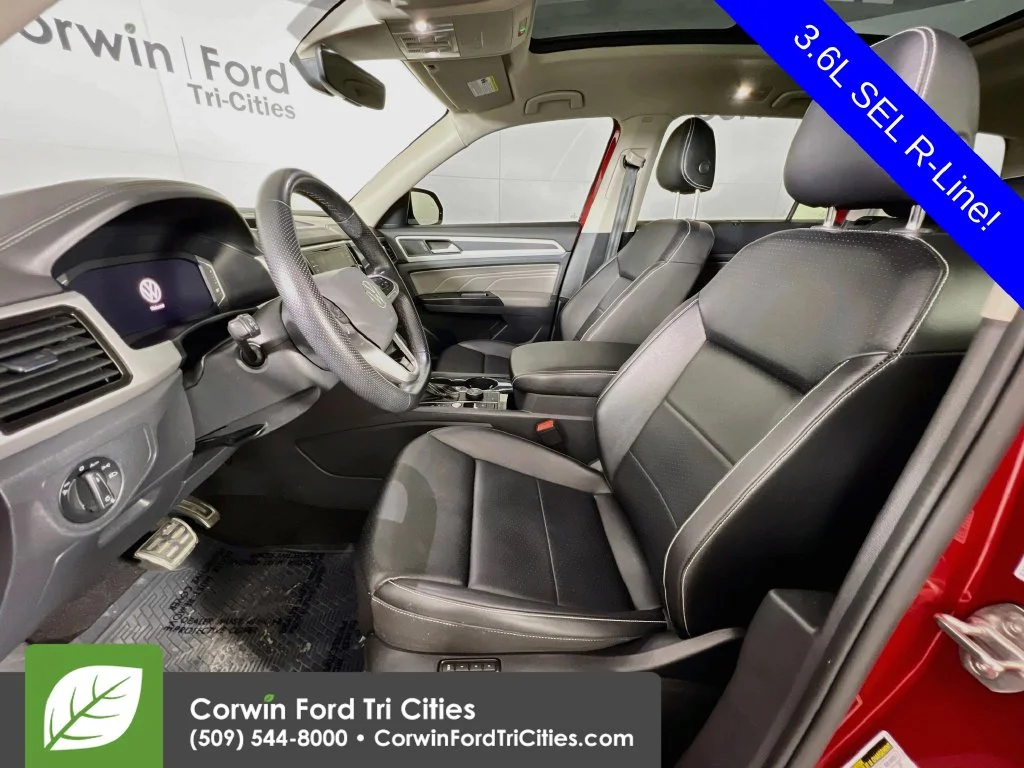 Used 2021 Aurora Red Metallic Volkswagen 3.6L V6 SEL R-Line image 24