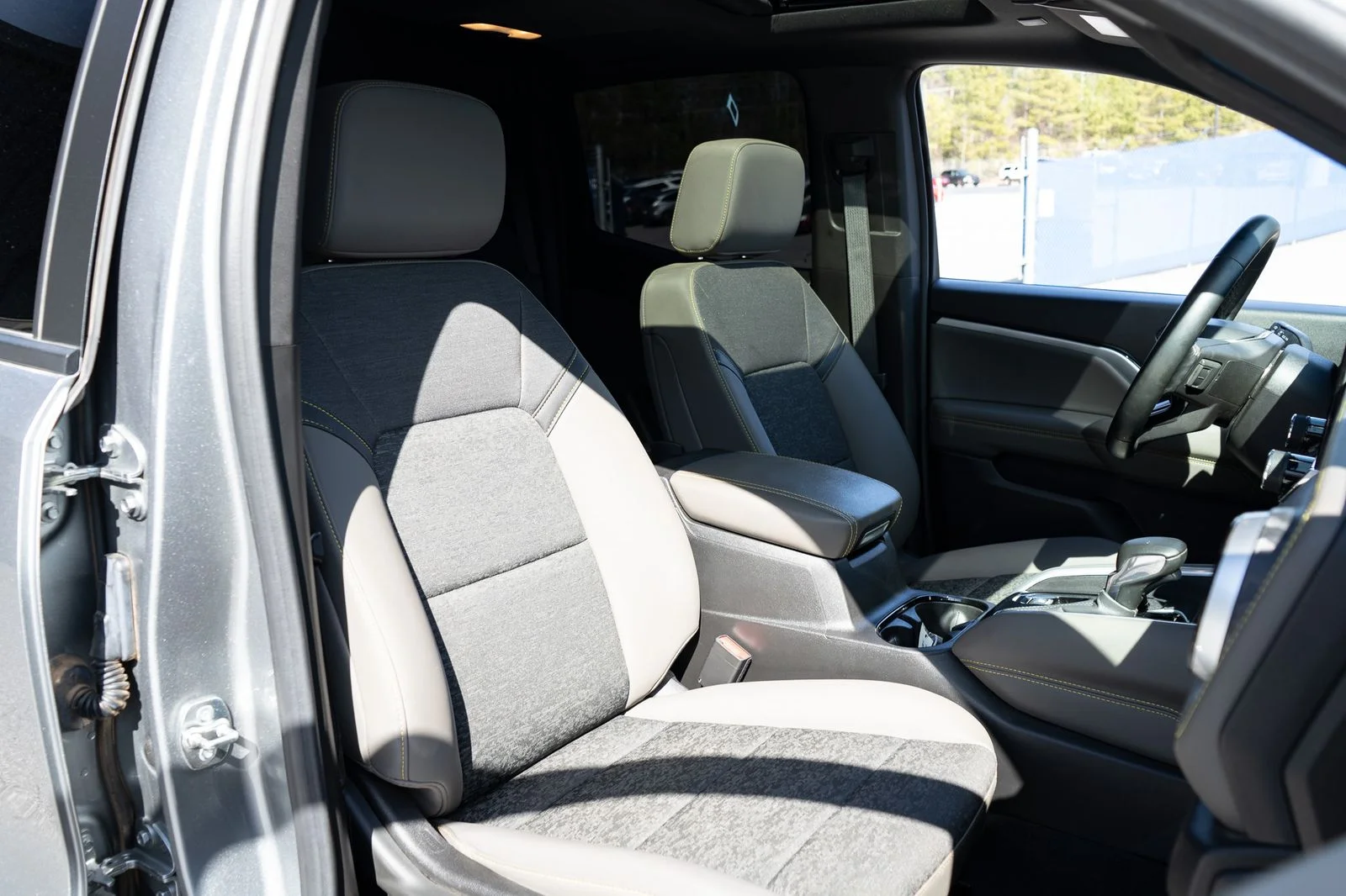 Used 2024 Gray Chevrolet ZR2 image 22