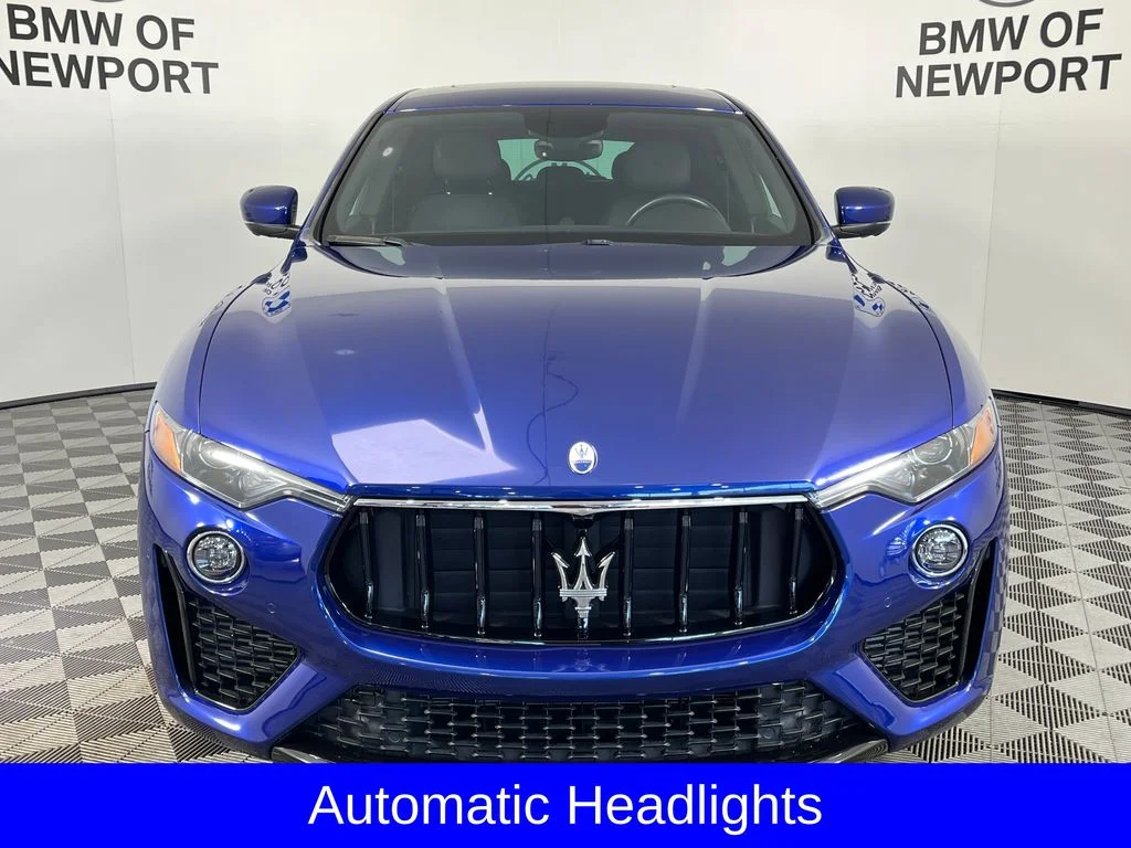 Used 2022 Blue Maserati Modena image 7