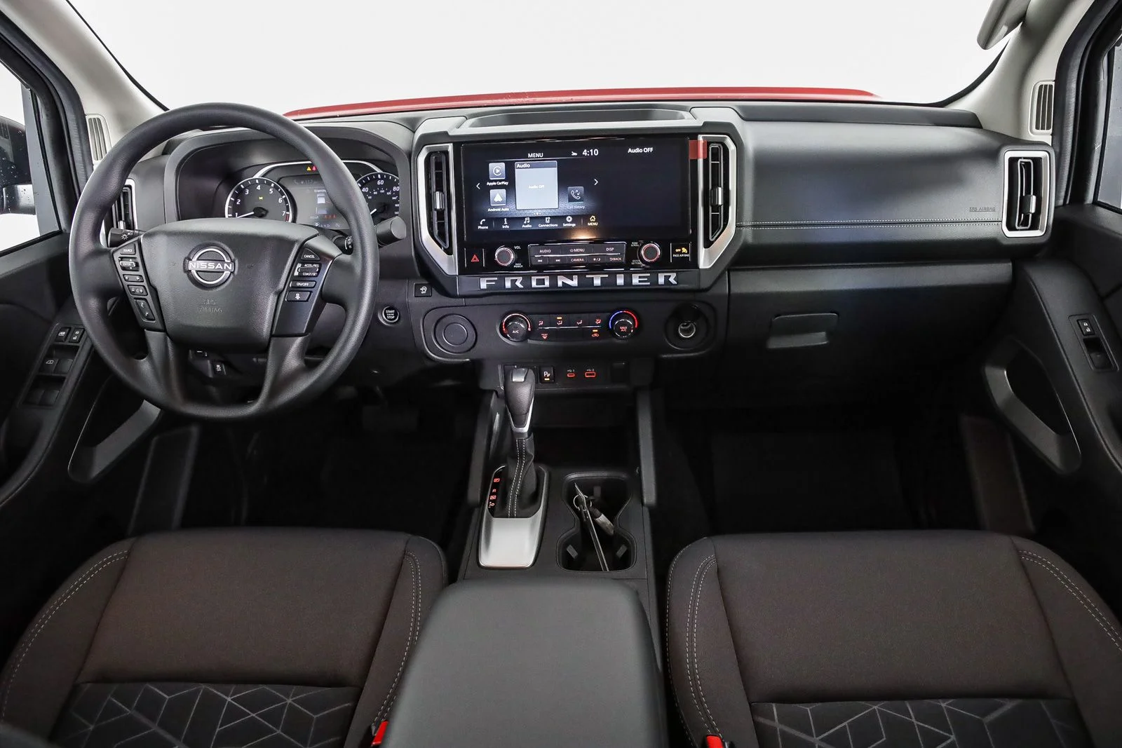 2025 Nissan Frontier SV - Photo 13
