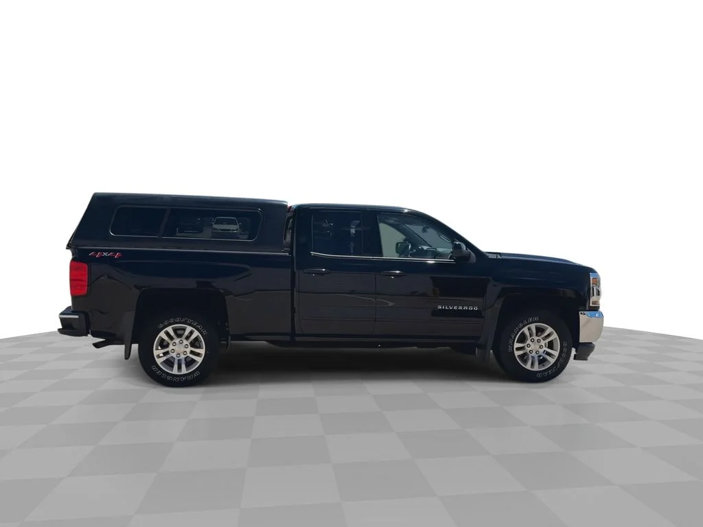 Certified Used 2018 Black Chevrolet LT image 9
