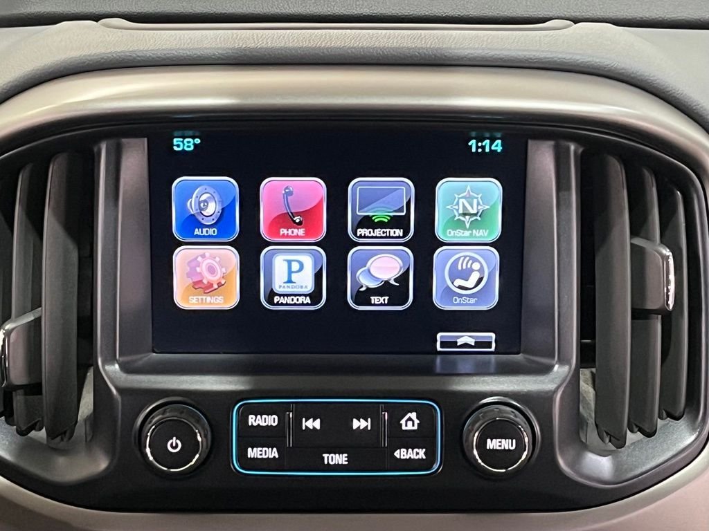 Used 2016 Silver Ice Metallic Chevrolet Z71 image 20