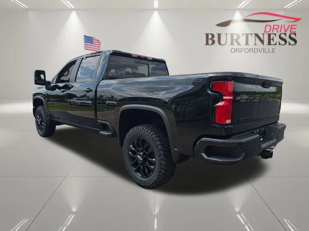 New 2026 Black Chevrolet LT image 5
