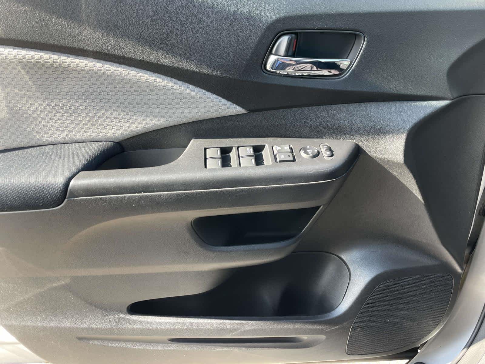 Used 2015 Alabaster Silver Metallic Honda EX image 34