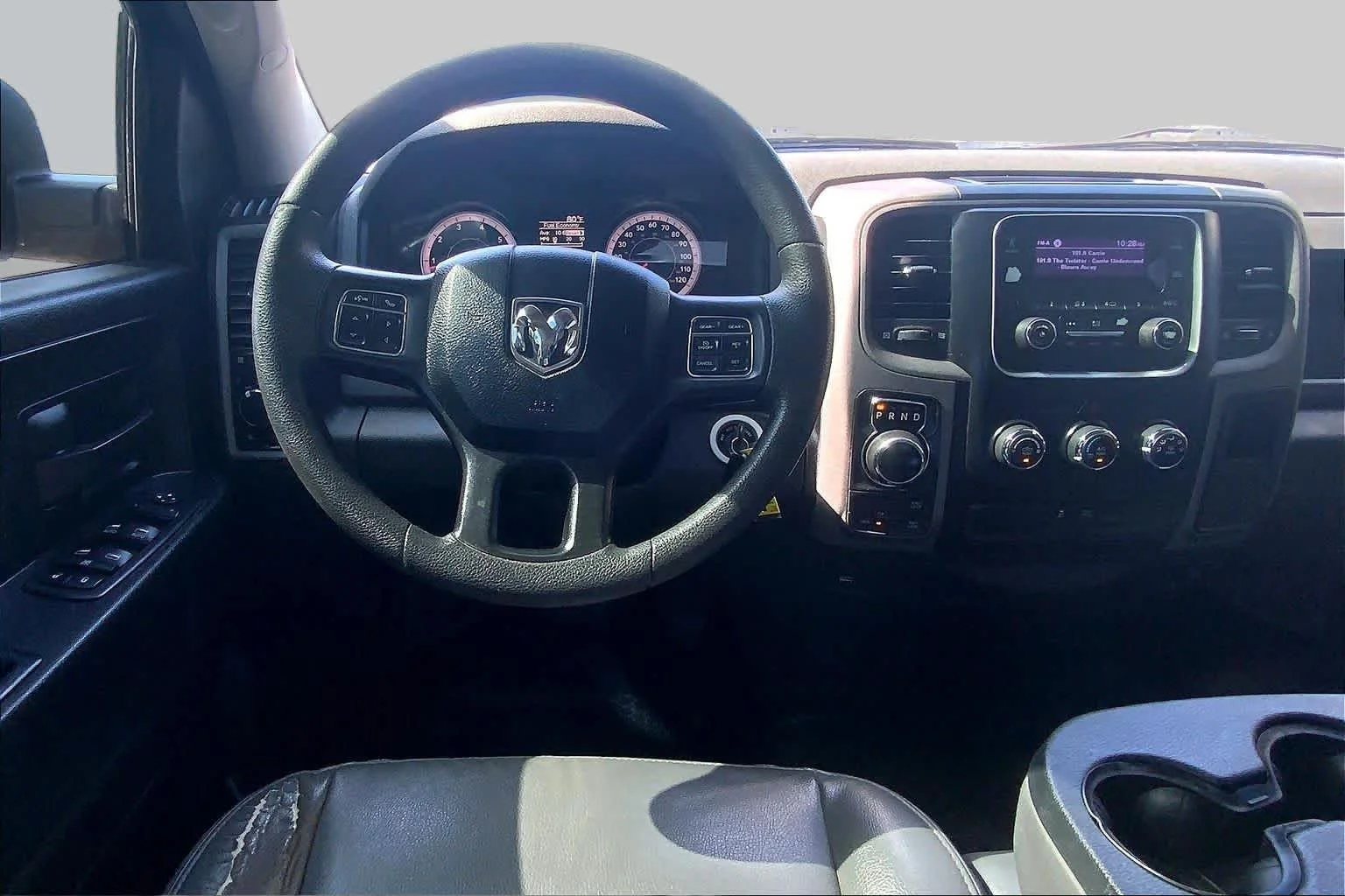 Used 2018 Granite Crystal Metallic Clearcoat Ram Tradesman image 6