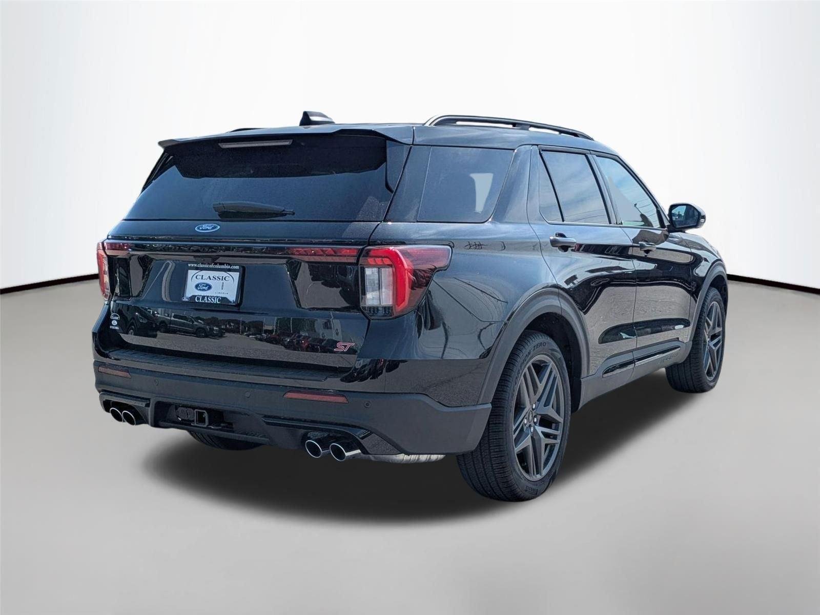 New 2026 Agate Black Metallic Ford ST image 5